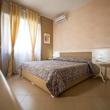 Brindesi 4*