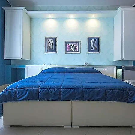 Bed & Breakfast Brindesi 4*