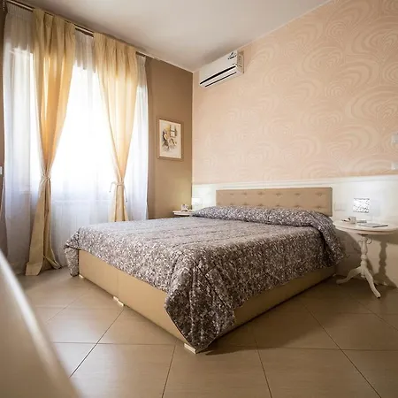 Brindesi 4* Μπρίντιζι