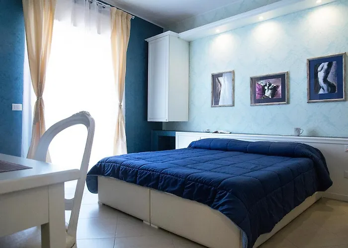 Brindesi Oda ve Kahvaltı Brindisi